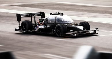 Roborace чемпионат | фото: assets-jpcust.jwpsrv.com