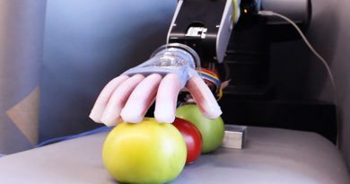 Робот Gentle Bot с нежной рукой
