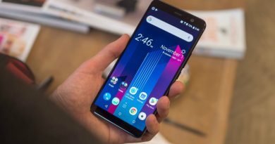 HTC U11+ | Фото: androidcentral.com