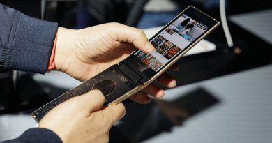 Samsung W2018 | Фото: fanaticosdelhardware.com