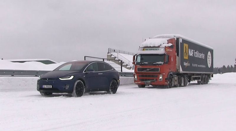 Tesla Model X | Фото: motor.ru