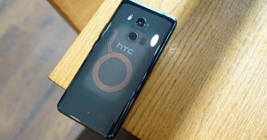HTC U11+ | Фото: ytimg.com