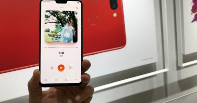 Oppo R15 | Фото: chudo.tech