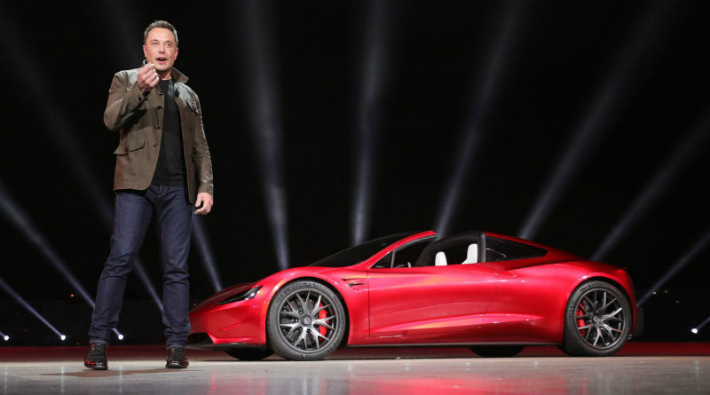 Илон Маск Tesla | Фото: The Verge