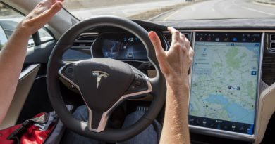 Автопилот Tesla | Фото: timedotcom