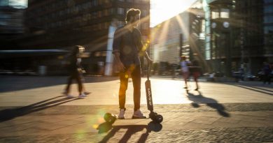 Audo e-tron Scooter