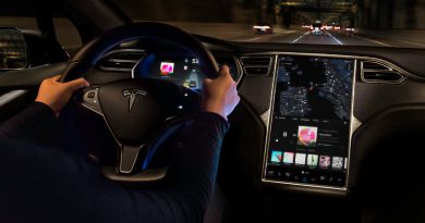 Салон Tesla | Фото: https://electrek.co