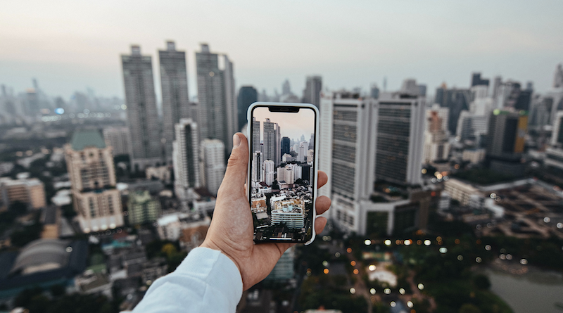 Photo by Joshua Rawson-Harris on Unsplash