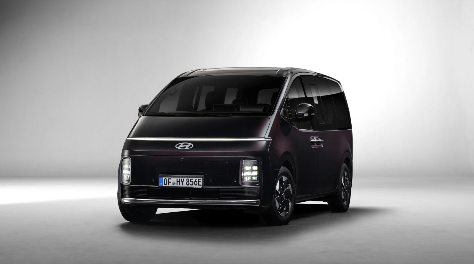 hyundai-staria-ev