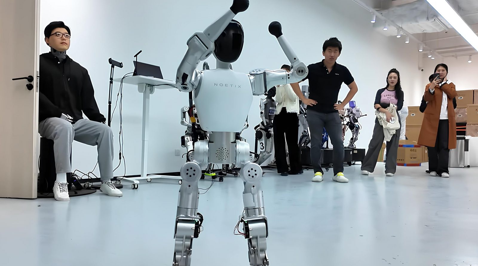bumi-umnyj-robot-1