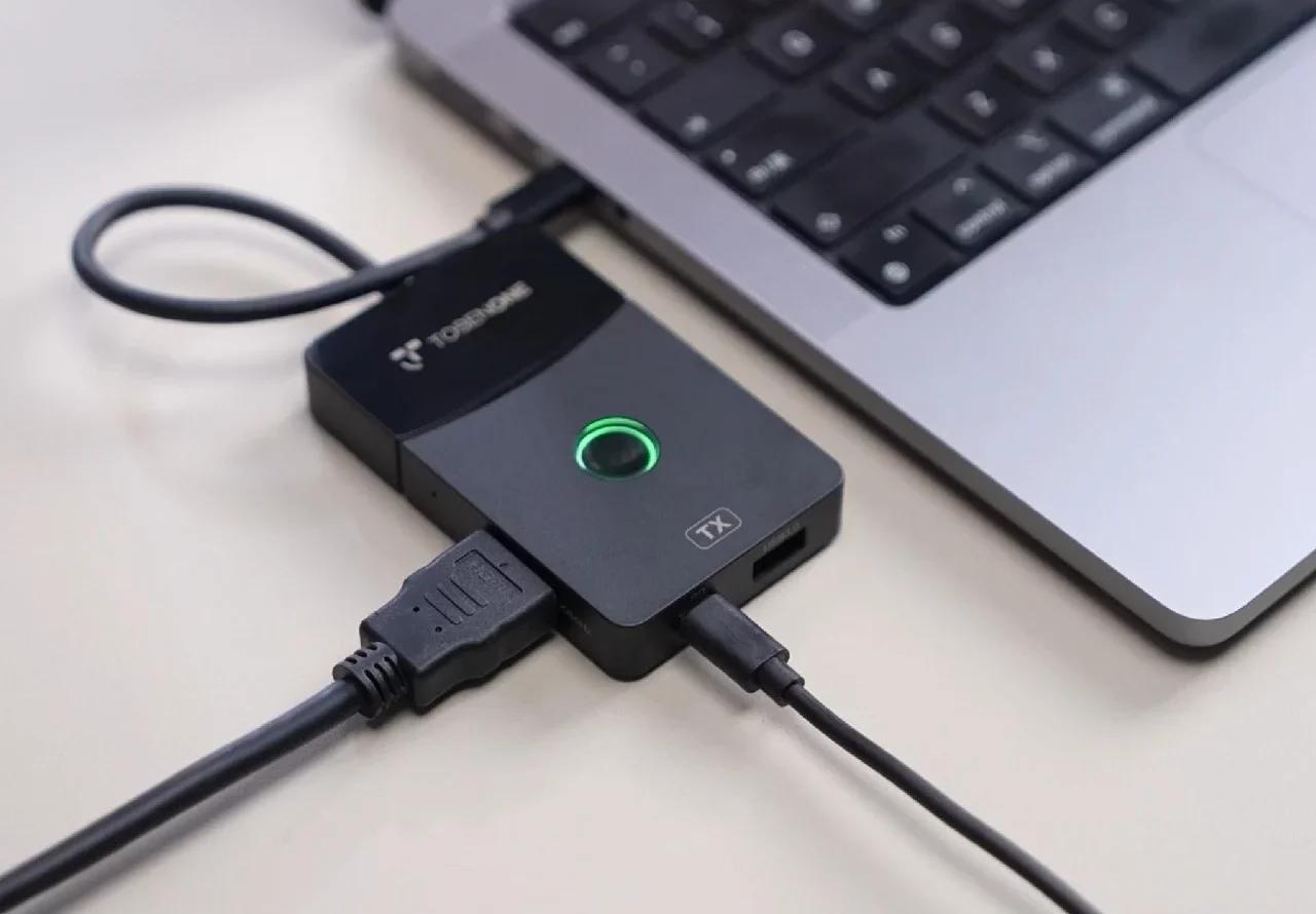 besprovodnoj-hdmi-peredatchik-kontsentrator-tobenone-t1